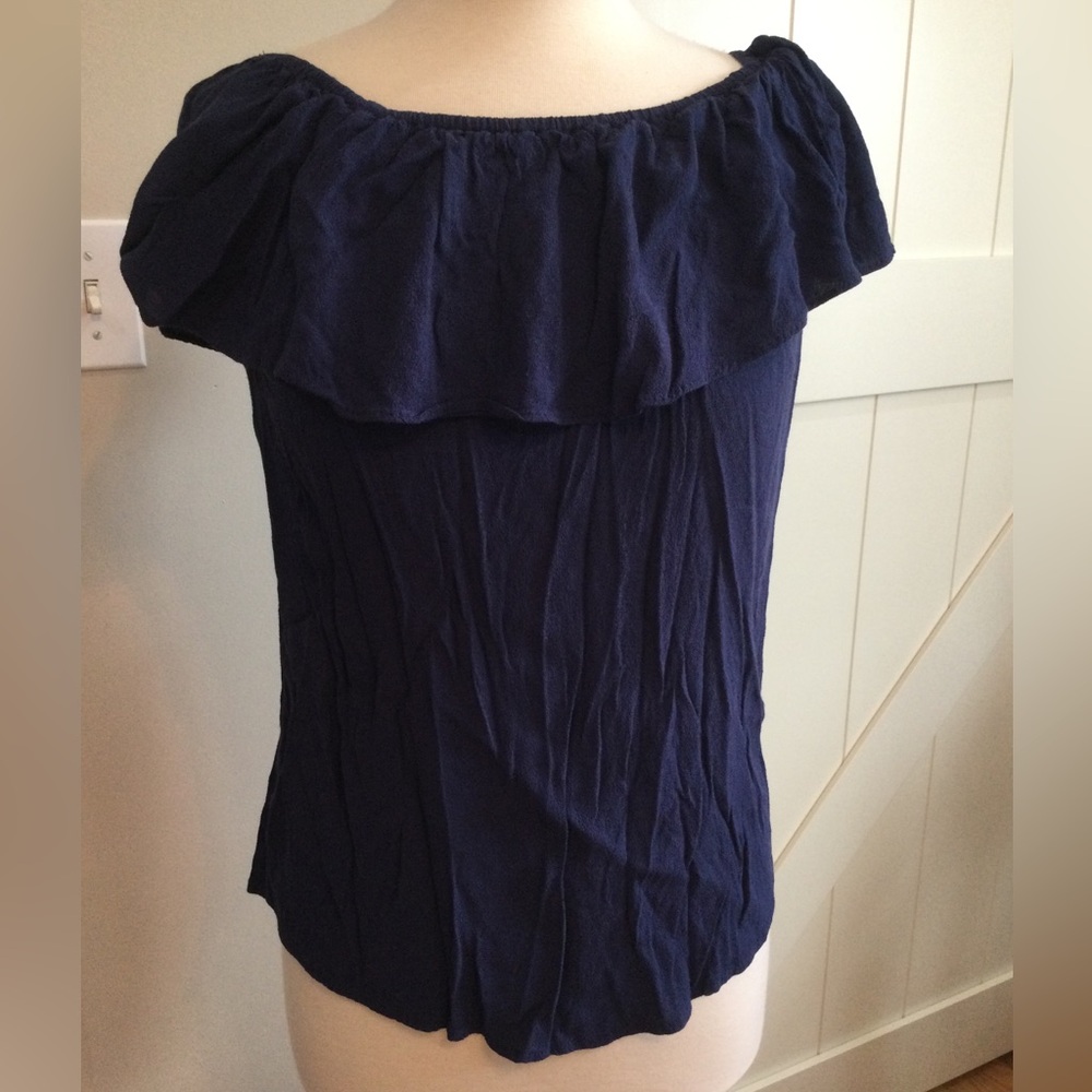 Sanctuary, size medium, navy blue scoop neck top